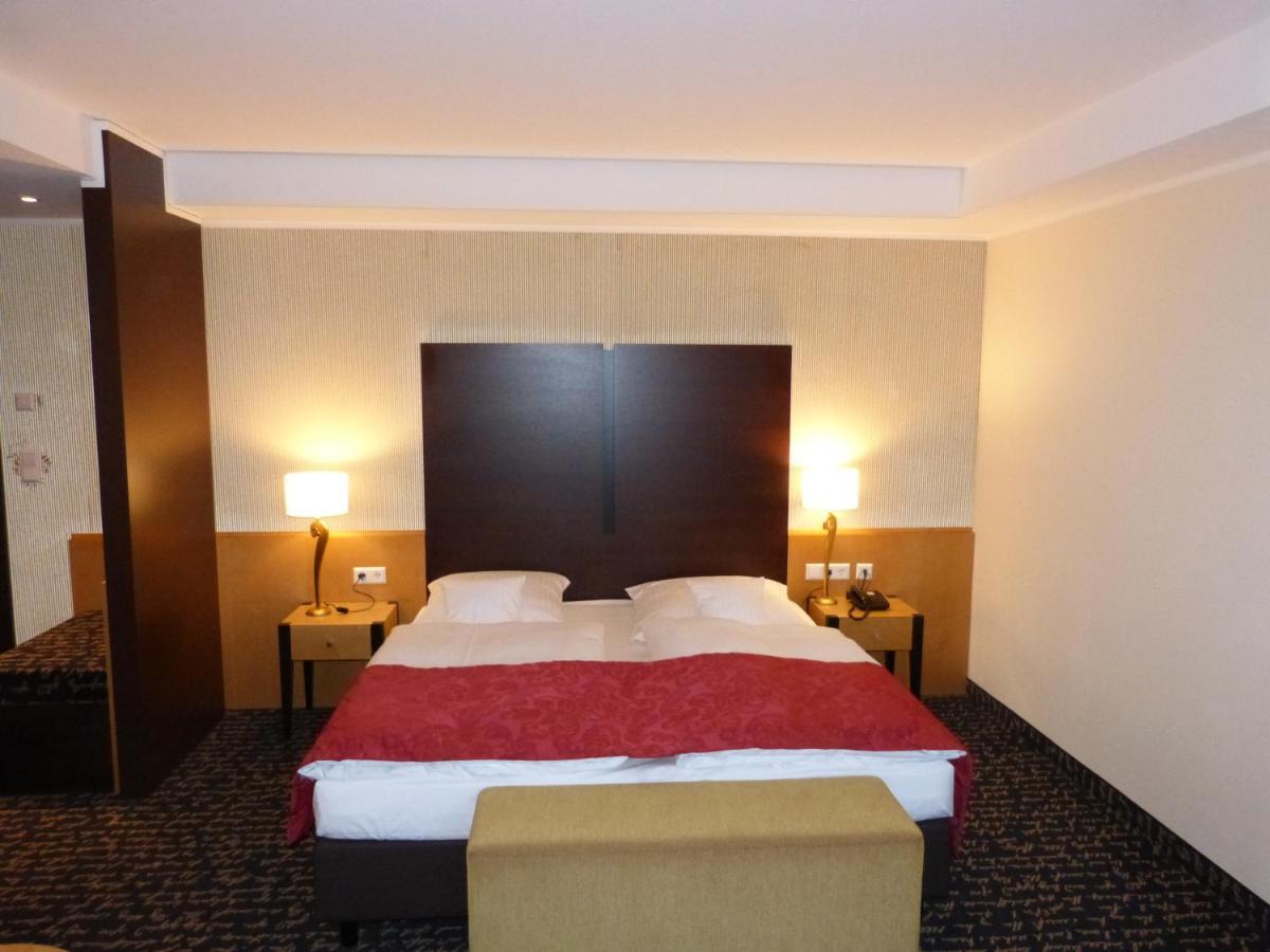 Hotel Roshop Barnstorf Экстерьер фото