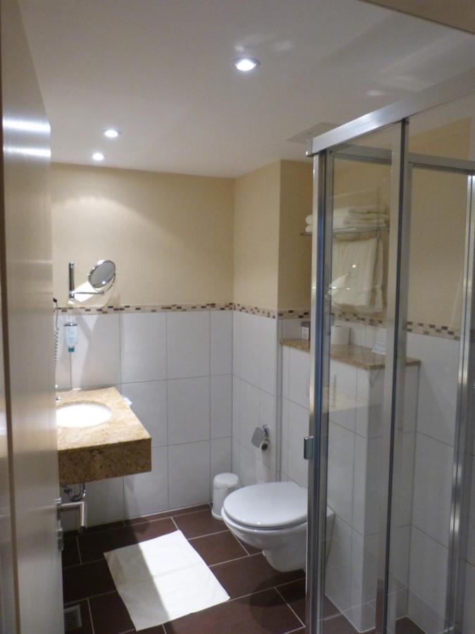 Hotel Roshop Barnstorf Экстерьер фото